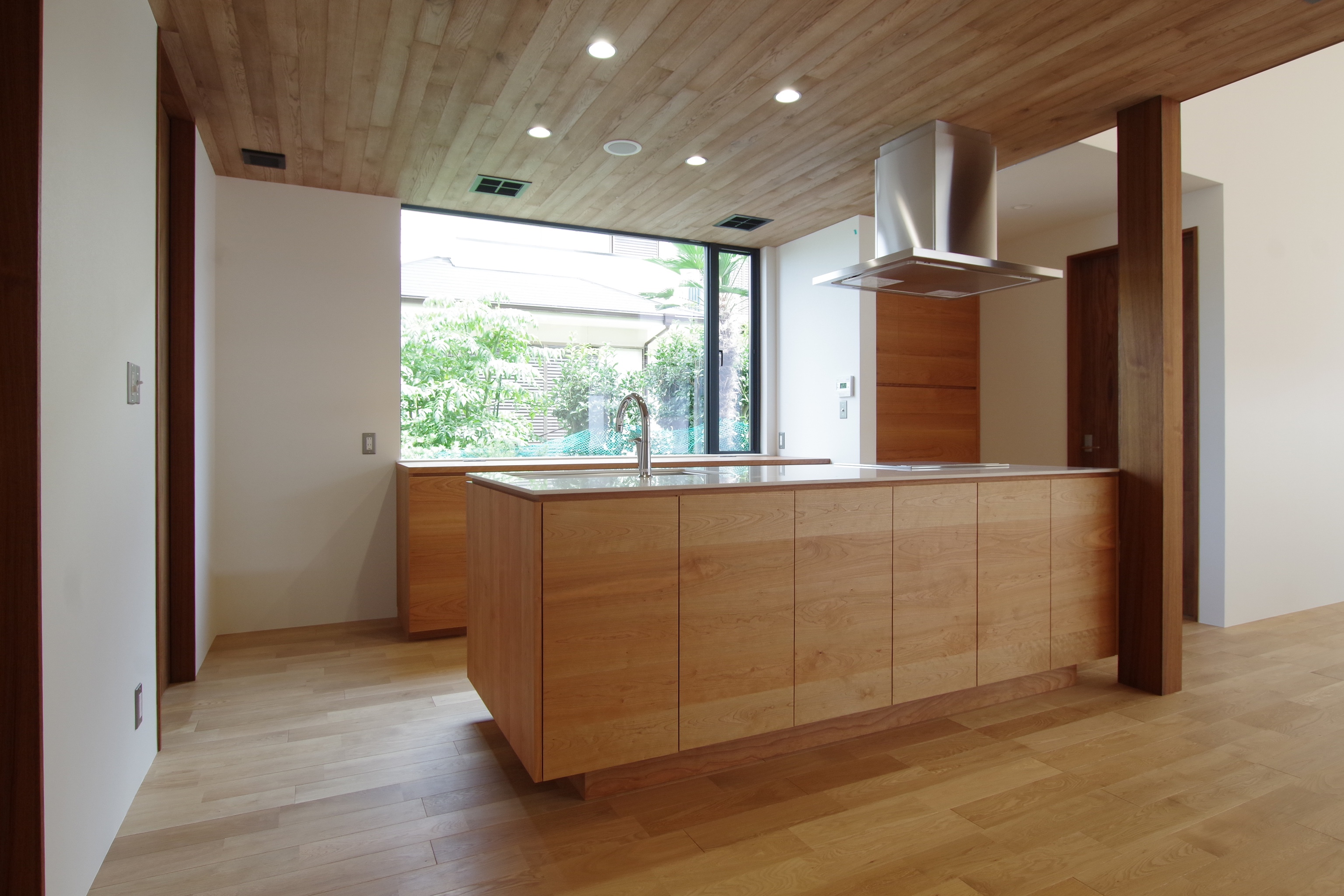 title: HOUSE 120 | Page No,131 | No.1 | sync-furniture | 株式会社 SYNC | 福岡県 家具工房 | オーダーメイドキッチン