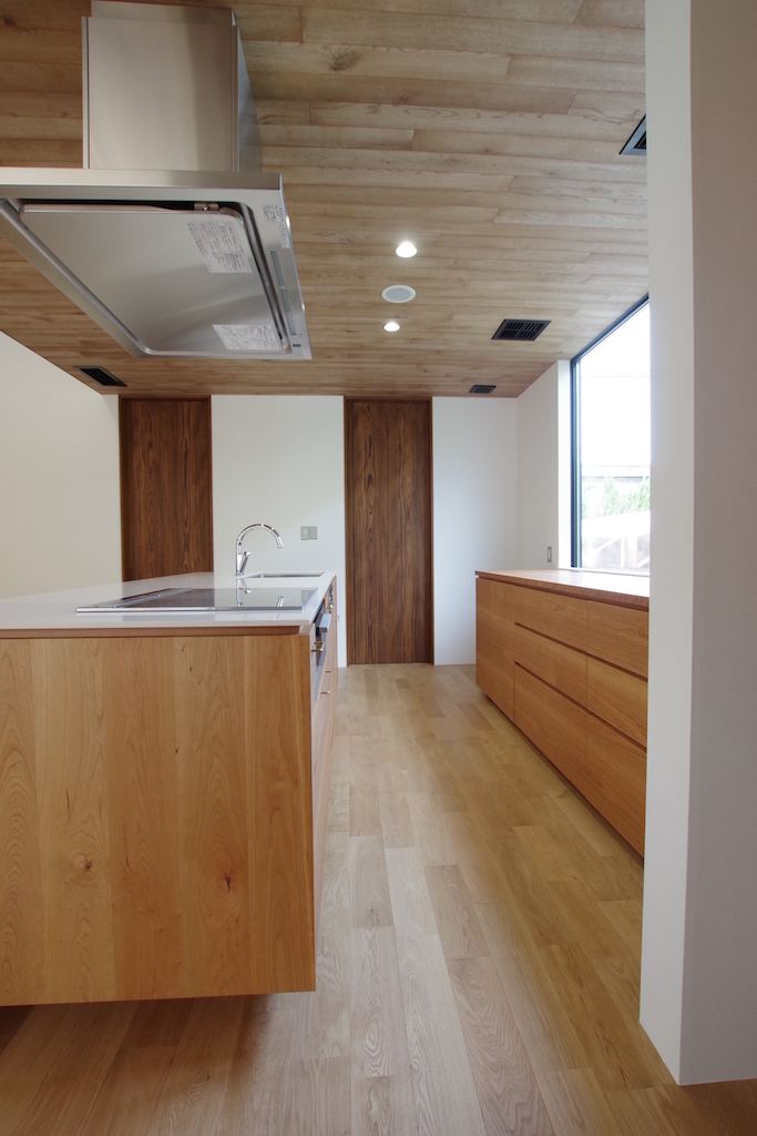 title: HOUSE 120 | Page No,131 | No.3 | sync-furniture | 株式会社 SYNC | 福岡県 家具工房 | オーダーメイドキッチン