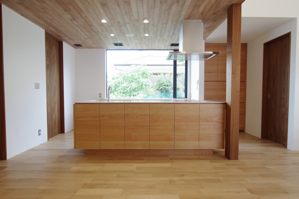 title: HOUSE 120 | Page No,131 | No.2 | sync-furniture | 株式会社 SYNC | 福岡県 家具工房 | オーダーメイドキッチン