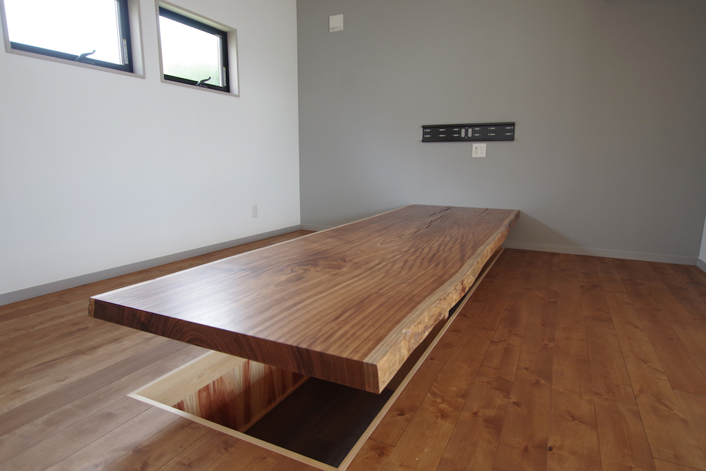 title: HOUSE 121 | Page No,132 | No.2 | sync-furniture | 株式会社 SYNC | 福岡県 家具工房 | オーダーメイドキッチン