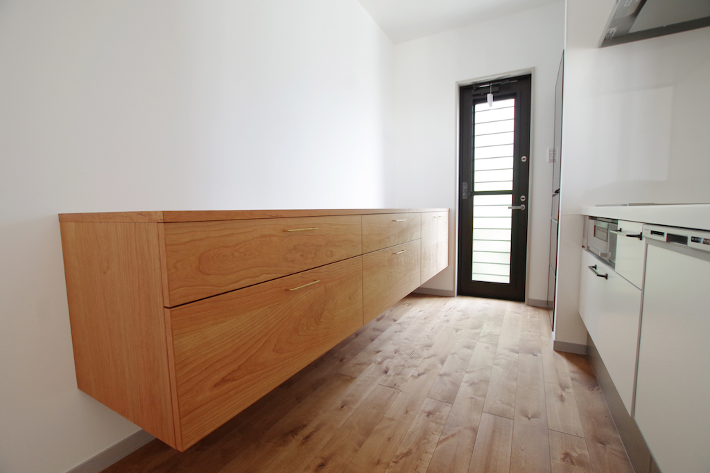 title: HOUSE 121 | Page No,132 | No.6 | sync-furniture | 株式会社 SYNC | 福岡県 家具工房 | オーダーメイドキッチン