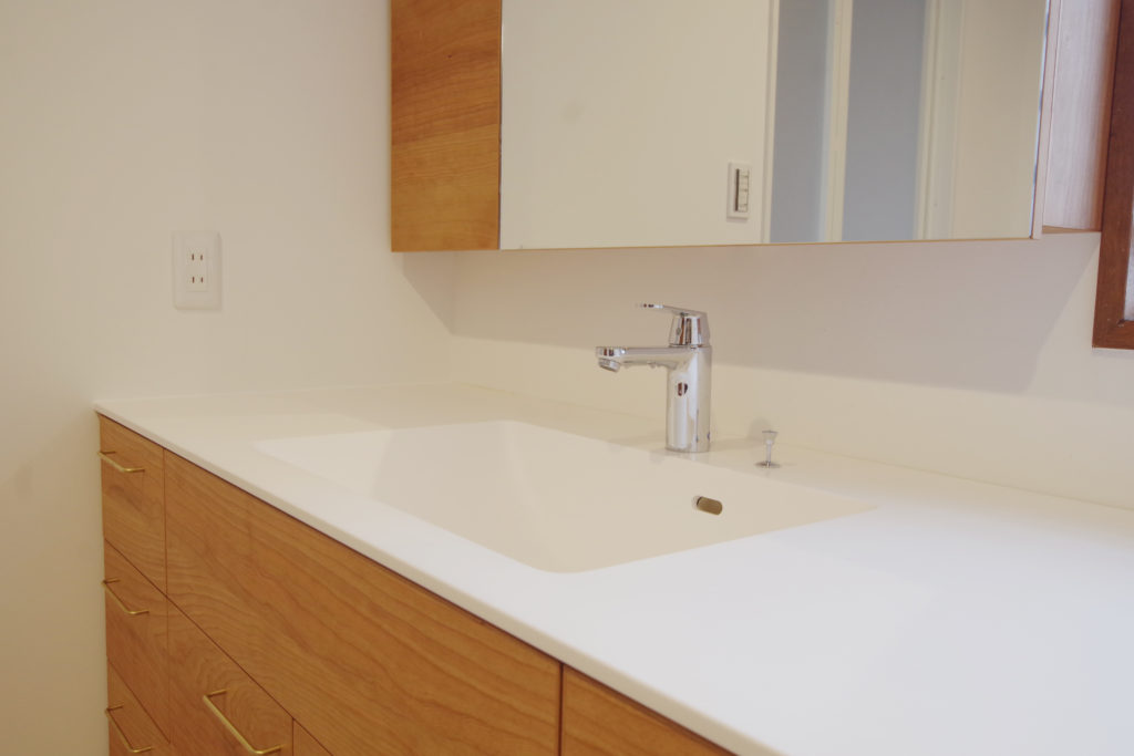 title: HOUSE 122 | Page No,133 | No.14 | sync-furniture | 株式会社 SYNC | 福岡県 家具工房 | オーダーメイドキッチン