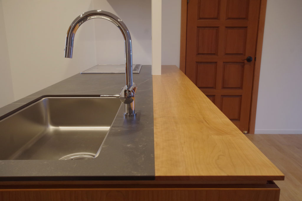 title: HOUSE 122 | Page No,133 | No.8 | sync-furniture | 株式会社 SYNC | 福岡県 家具工房 | オーダーメイドキッチン