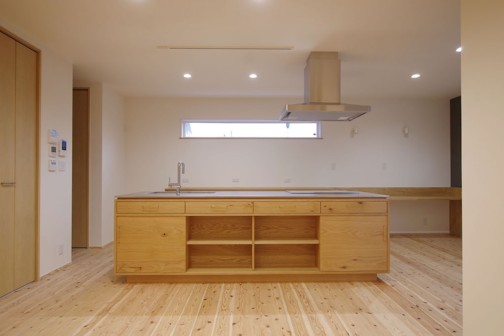 title: HOUSE 123 | Page No,134 | No.2 | sync-furniture | 株式会社 SYNC | 福岡県 家具工房 | オーダーメイドキッチン