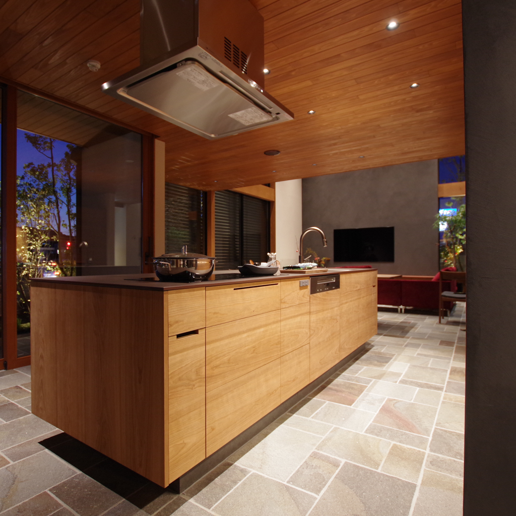 title: HOUSE 127 | Page No,138 | No.3 | sync-furniture | 株式会社 SYNC | 福岡県 家具工房 | オーダーメイドキッチン