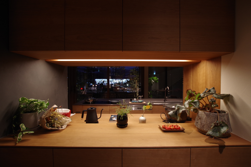 title: HOUSE 127 | Page No,138 | No.4 | sync-furniture | 株式会社 SYNC | 福岡県 家具工房 | オーダーメイドキッチン