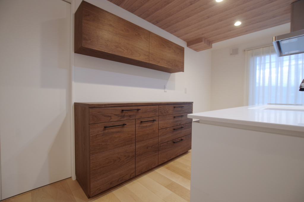 title: HOUSE 128 | Page No,139 | No.2 | sync-furniture | 株式会社 SYNC | 福岡県 家具工房 | オーダーメイドキッチン