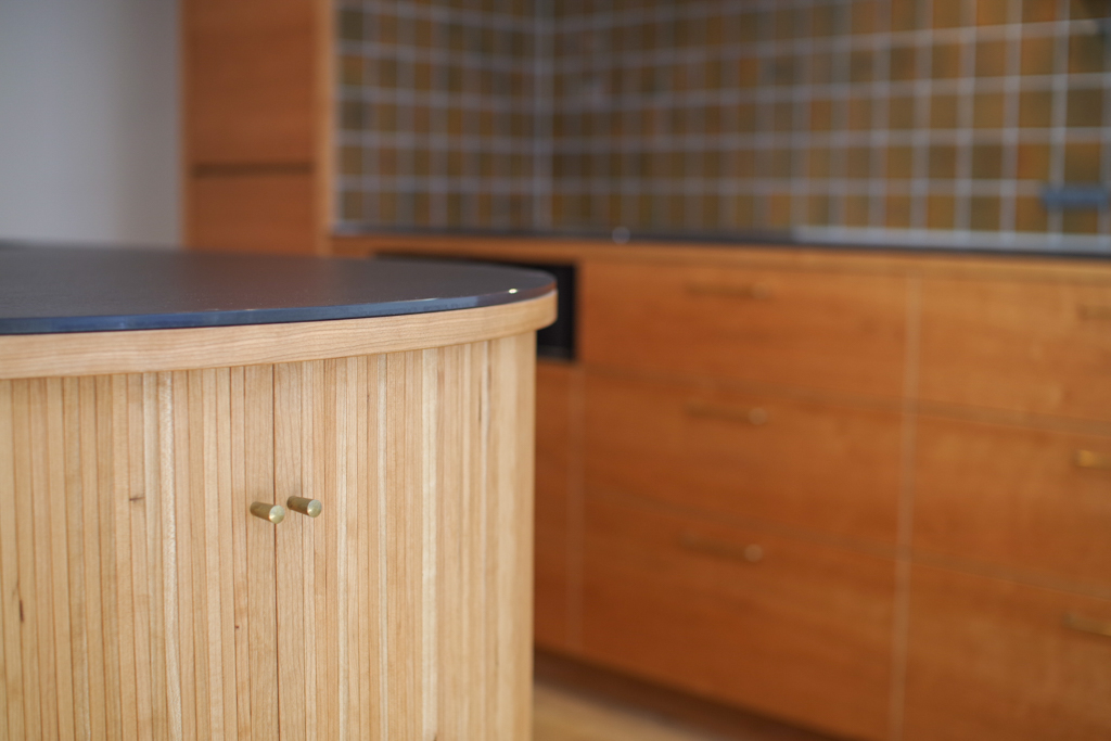 title: HOUSE 131 | Page No,142 | No.6 | sync-furniture | 株式会社 SYNC | 福岡県 家具工房 | オーダーメイドキッチン