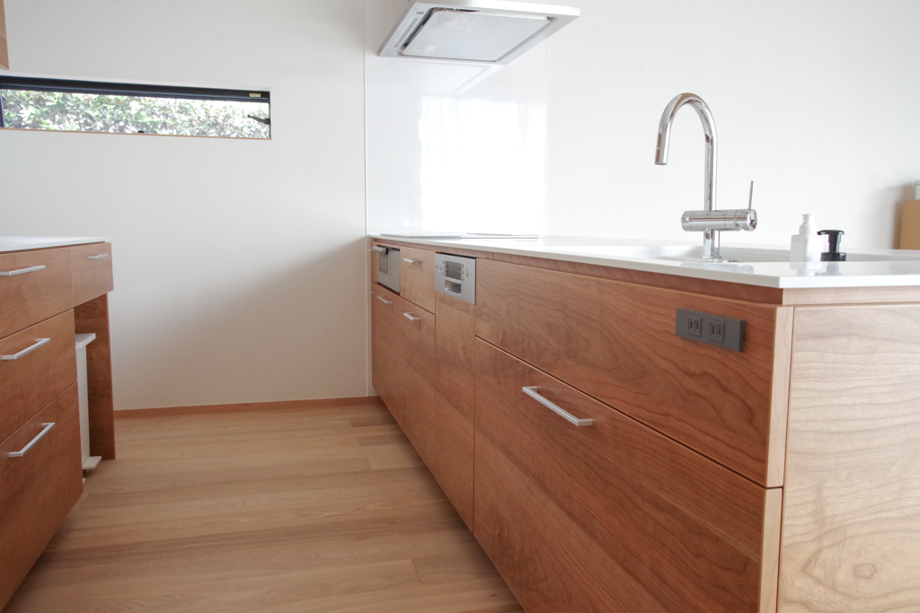 title: HOUSE 130 | Page No,141 | No.3 | sync-furniture | 株式会社 SYNC | 福岡県 家具工房 | オーダーメイドキッチン