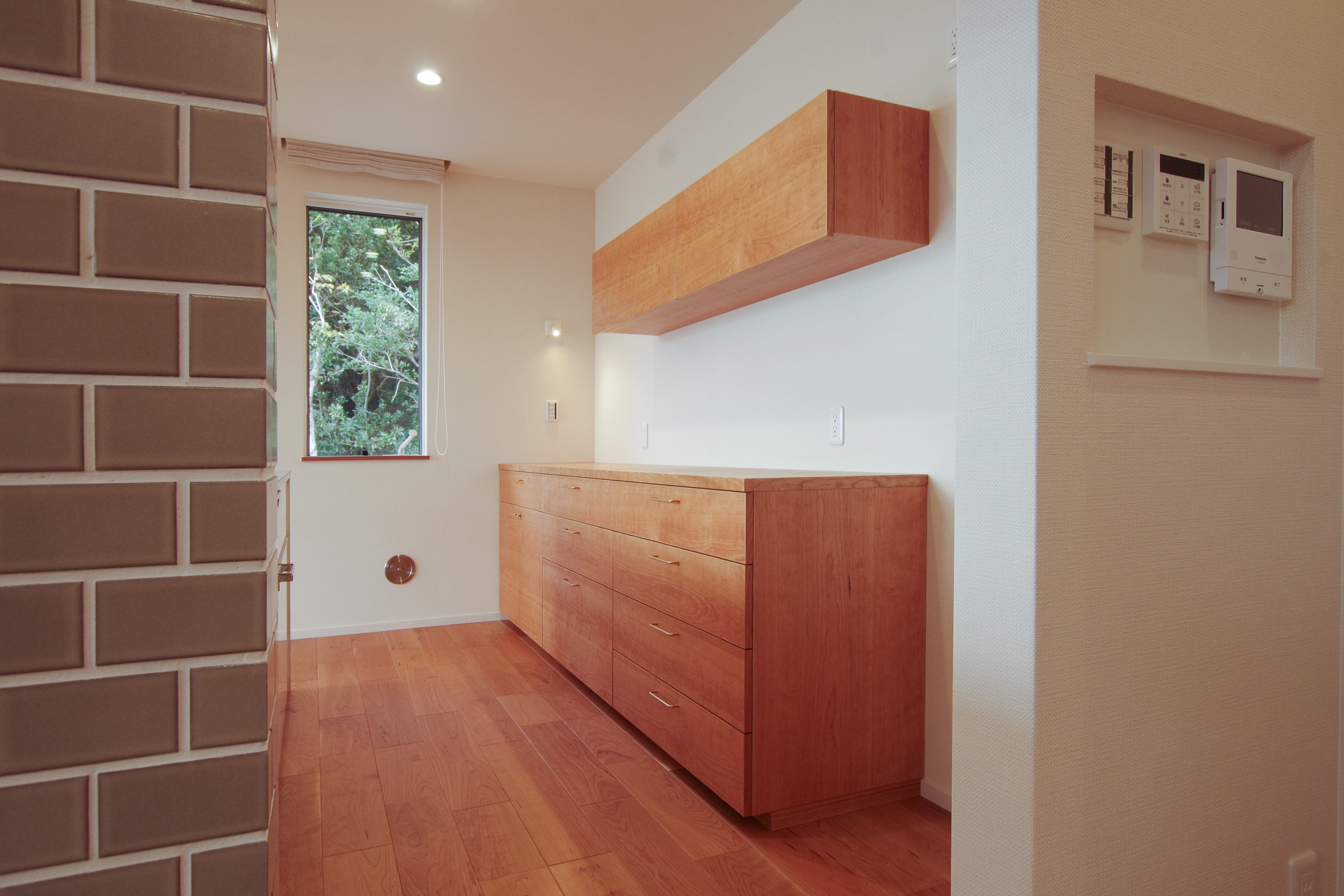 title: HOUSE 133 | Page No,144 | No.2 | sync-furniture | 株式会社 SYNC | 福岡県 家具工房 | オーダーメイドキッチン