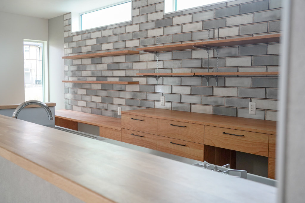 title: HOUSE 139 | Page No,150 | No.2 | sync-furniture | 株式会社 SYNC | 福岡県 家具工房 | オーダーメイドキッチン