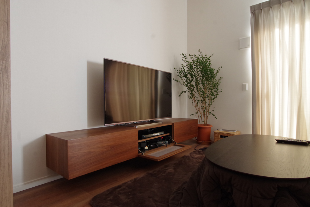 title: HOUSE 132 | Page No,143 | No.13 | sync-furniture | 株式会社 SYNC | 福岡県 家具工房 | オーダーメイドキッチン