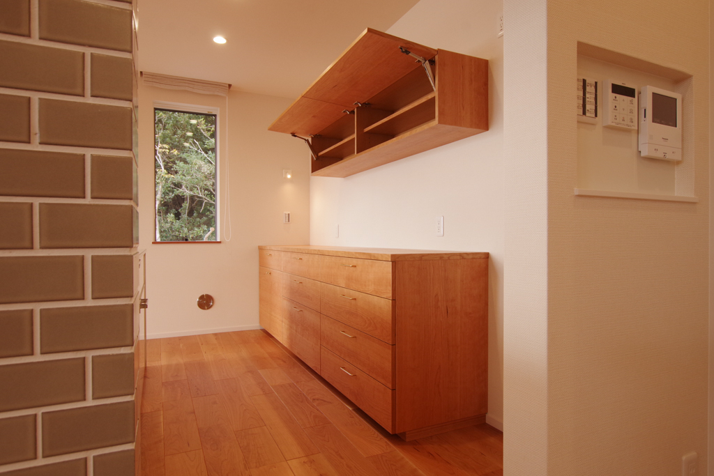 title: HOUSE 133 | Page No,144 | No.5 | sync-furniture | 株式会社 SYNC | 福岡県 家具工房 | オーダーメイドキッチン