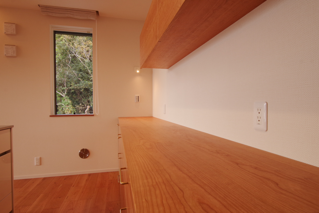 title: HOUSE 133 | Page No,144 | No.8 | sync-furniture | 株式会社 SYNC | 福岡県 家具工房 | オーダーメイドキッチン