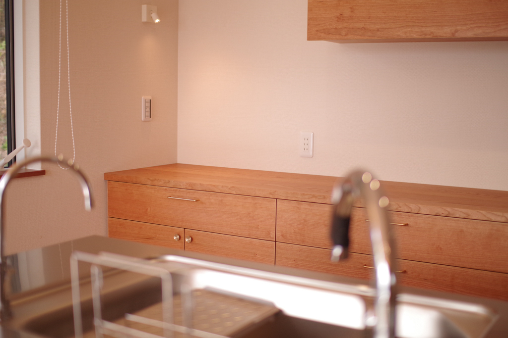 title: HOUSE 133 | Page No,144 | No.6 | sync-furniture | 株式会社 SYNC | 福岡県 家具工房 | オーダーメイドキッチン