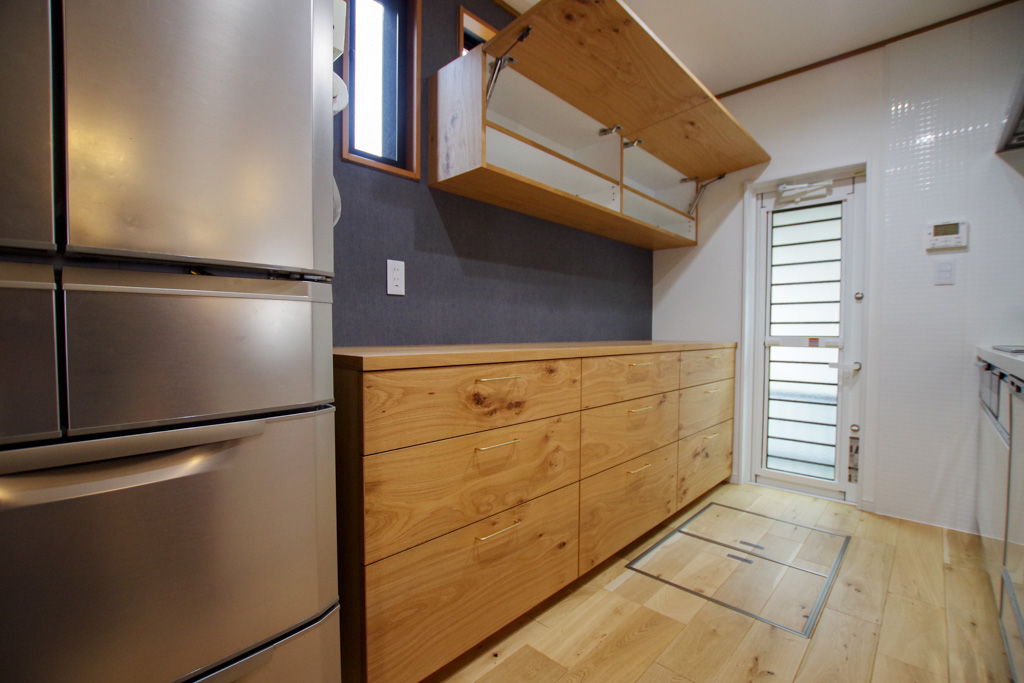 title: HOUSE 136 | Page No,147 | No.4 | sync-furniture | 株式会社 SYNC | 福岡県 家具工房 | オーダーメイドキッチン