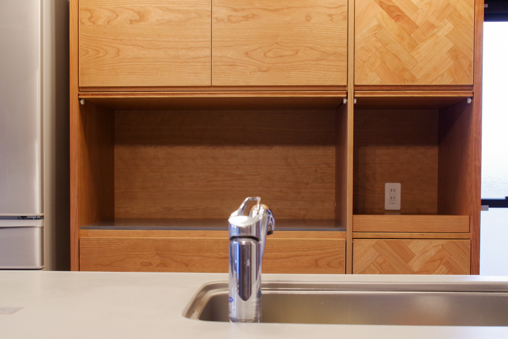 title: HOUSE 140 | Page No,151 | No.4 | sync-furniture | 株式会社 SYNC | 福岡県 家具工房 | オーダーメイドキッチン