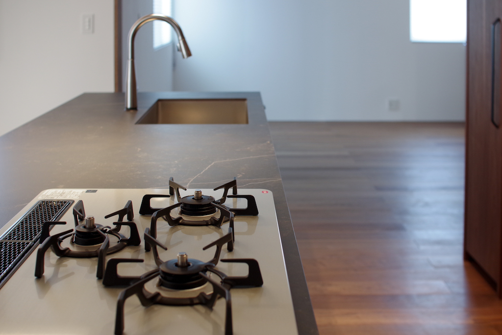 title: HOUSE 143 | Page No,154 | No.9 | sync-furniture | 株式会社 SYNC | 福岡県 家具工房 | オーダーメイドキッチン