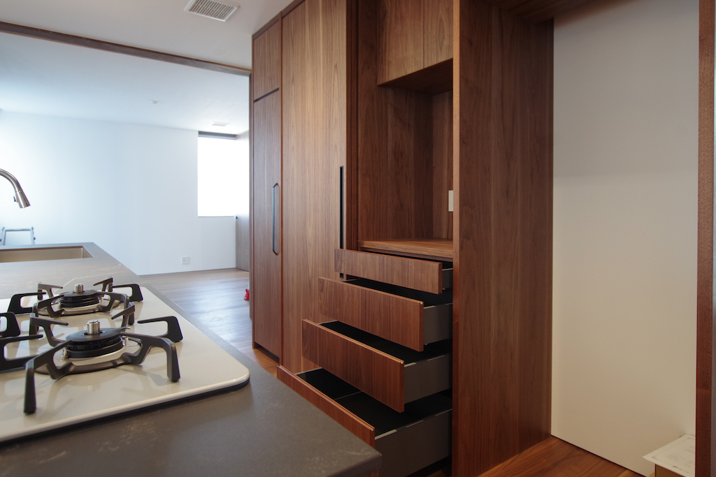 title: HOUSE 143 | Page No,154 | No.20 | sync-furniture | 株式会社 SYNC | 福岡県 家具工房 | オーダーメイドキッチン