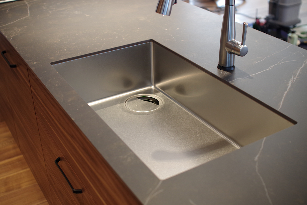 title: HOUSE 143 | Page No,154 | No.8 | sync-furniture | 株式会社 SYNC | 福岡県 家具工房 | オーダーメイドキッチン