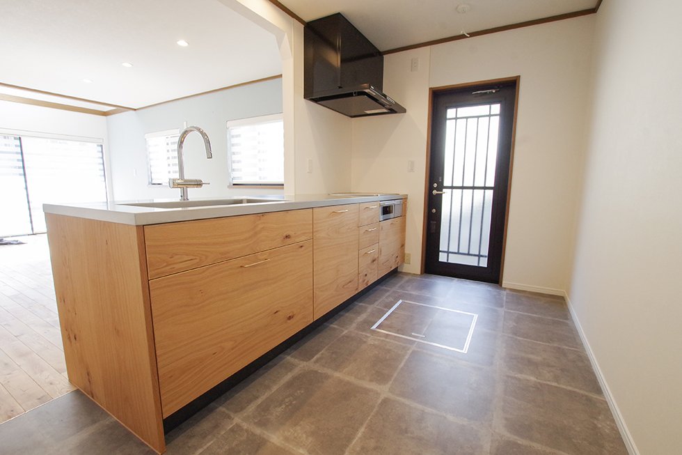 title: HOUSE 146 | Page No,157 | No.2 | sync-furniture | 株式会社 SYNC | 福岡県 家具工房 | オーダーメイドキッチン