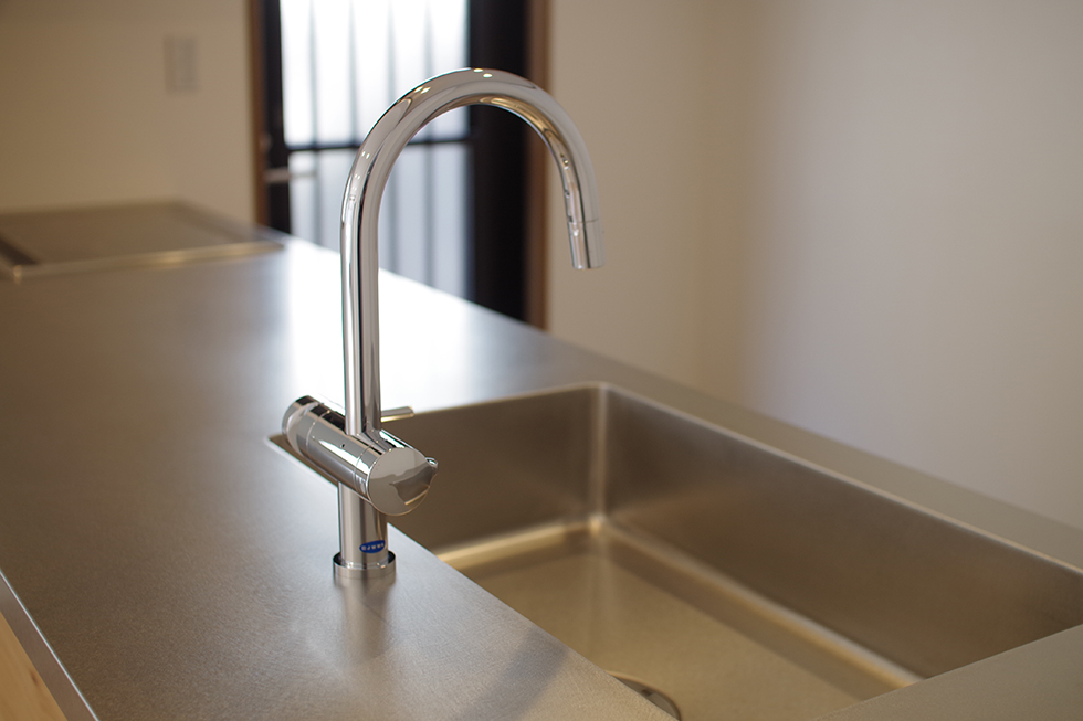 title: HOUSE 146 | Page No,157 | No.11 | sync-furniture | 株式会社 SYNC | 福岡県 家具工房 | オーダーメイドキッチン