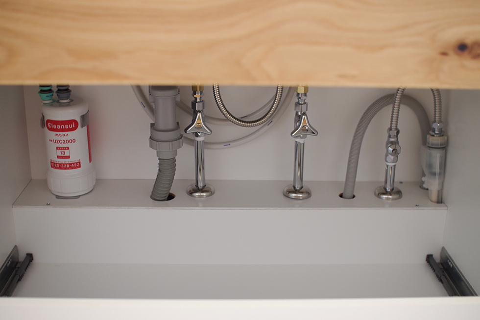 title: HOUSE 146 | Page No,157 | No.10 | sync-furniture | 株式会社 SYNC | 福岡県 家具工房 | オーダーメイドキッチン