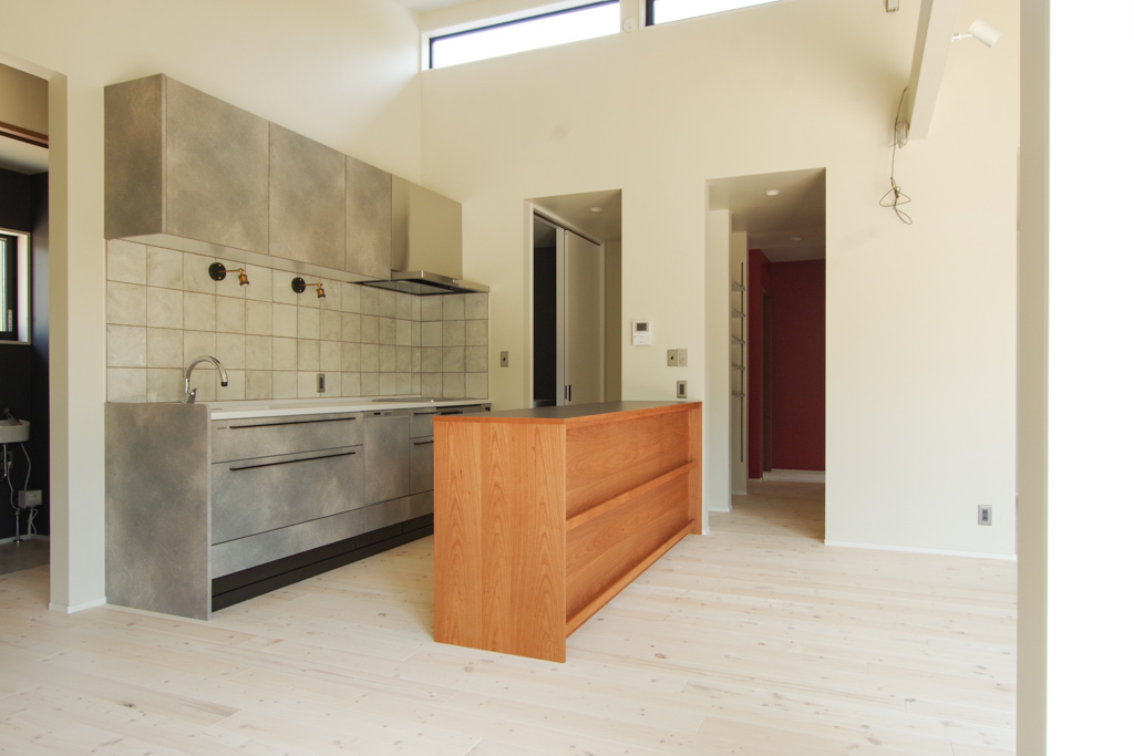 title: HOUSE 149 | Page No,160 | No.2 | sync-furniture | 株式会社 SYNC | 福岡県 家具工房 | オーダーメイドキッチン