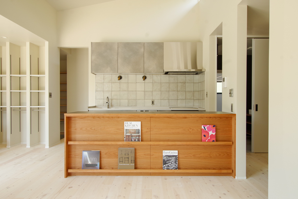 title: HOUSE 149 | Page No,160 | No.4 | sync-furniture | 株式会社 SYNC | 福岡県 家具工房 | オーダーメイドキッチン