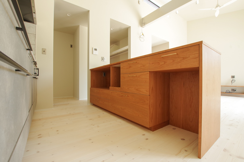 title: HOUSE 149 | Page No,160 | No.6 | sync-furniture | 株式会社 SYNC | 福岡県 家具工房 | オーダーメイドキッチン