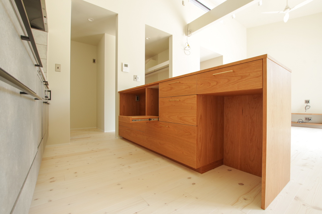 title: HOUSE 149 | Page No,160 | No.8 | sync-furniture | 株式会社 SYNC | 福岡県 家具工房 | オーダーメイドキッチン