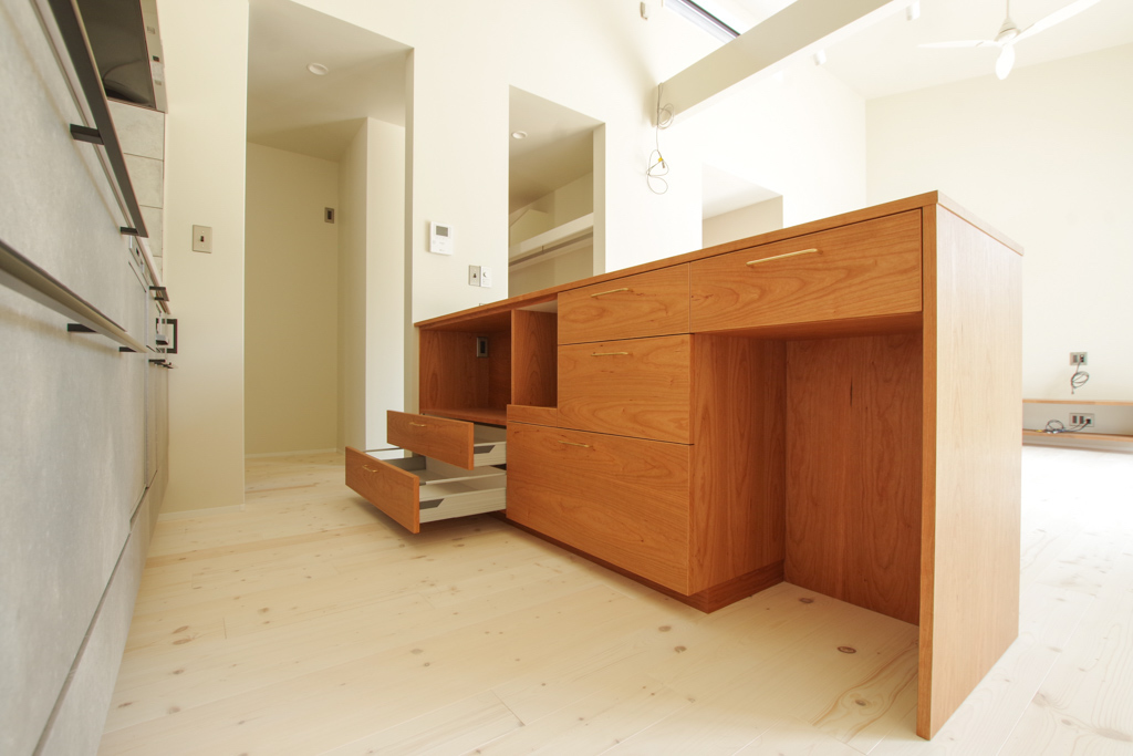 title: HOUSE 149 | Page No,160 | No.7 | sync-furniture | 株式会社 SYNC | 福岡県 家具工房 | オーダーメイドキッチン