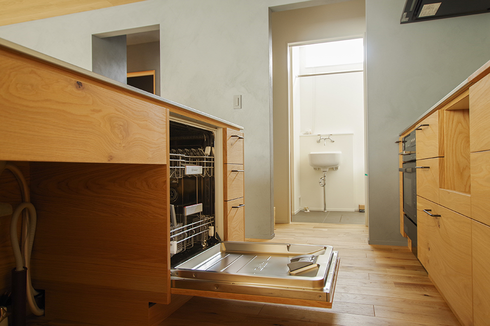 title: HOUSE 151 | Page No,162 | No.19 | sync-furniture | 株式会社 SYNC | 福岡県 家具工房 | オーダーメイドキッチン