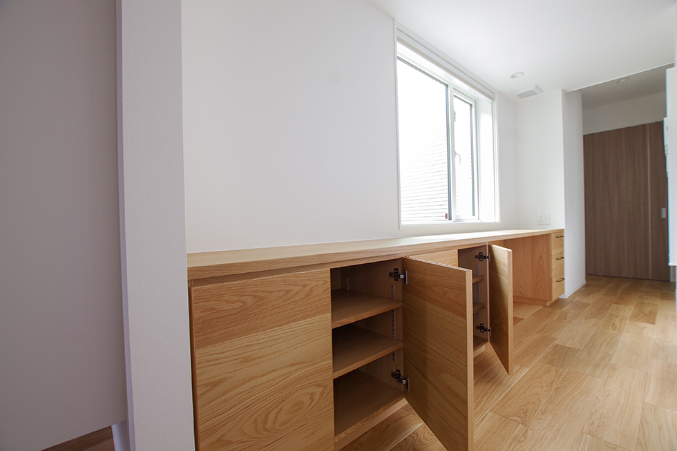 title: HOUSE 152 | Page No,164 | No.2 | sync-furniture | 株式会社 SYNC | 福岡県 家具工房 | オーダーメイドキッチン