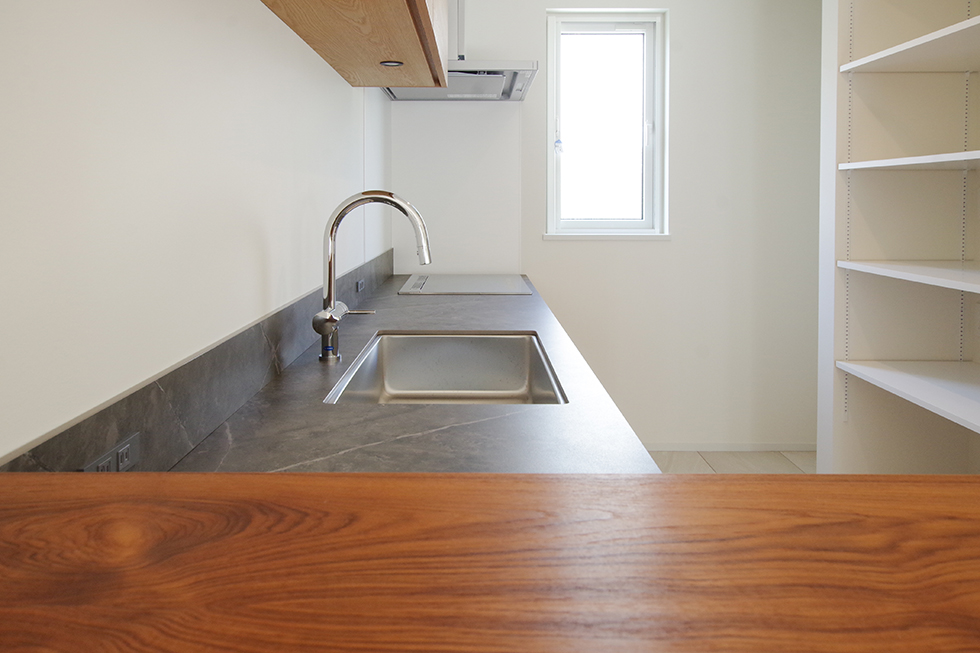 title: HOUSE 155 | Page No,167 | No.7 | sync-furniture | 株式会社 SYNC | 福岡県 家具工房 | オーダーメイドキッチン