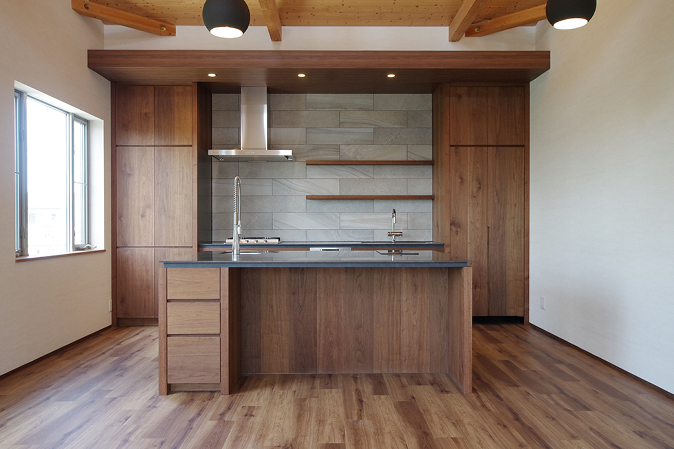 title: HOUSE 156 | Page No,168 | No.1 | sync-furniture | 株式会社 SYNC | 福岡県 家具工房 | オーダーメイドキッチン