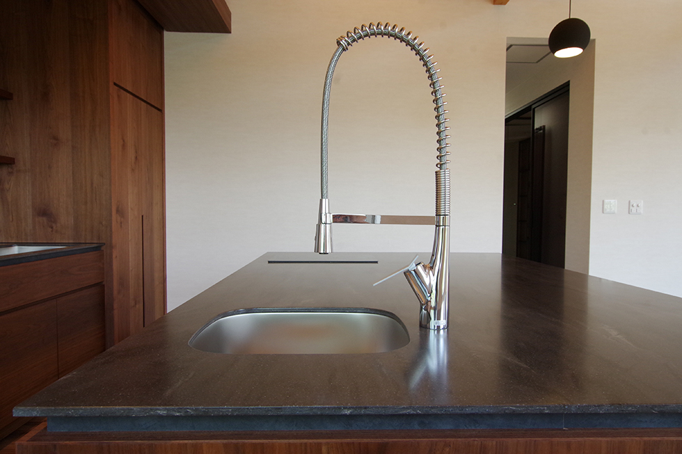 title: HOUSE 156 | Page No,168 | No.7 | sync-furniture | 株式会社 SYNC | 福岡県 家具工房 | オーダーメイドキッチン