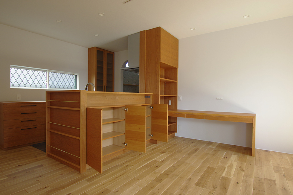 title: HOUSE 162 | Page No,175 | No.2 | sync-furniture | 株式会社 SYNC | 福岡県 家具工房 | オーダーメイドキッチン