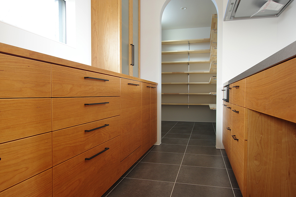 title: HOUSE 162 | Page No,175 | No.5 | sync-furniture | 株式会社 SYNC | 福岡県 家具工房 | オーダーメイドキッチン