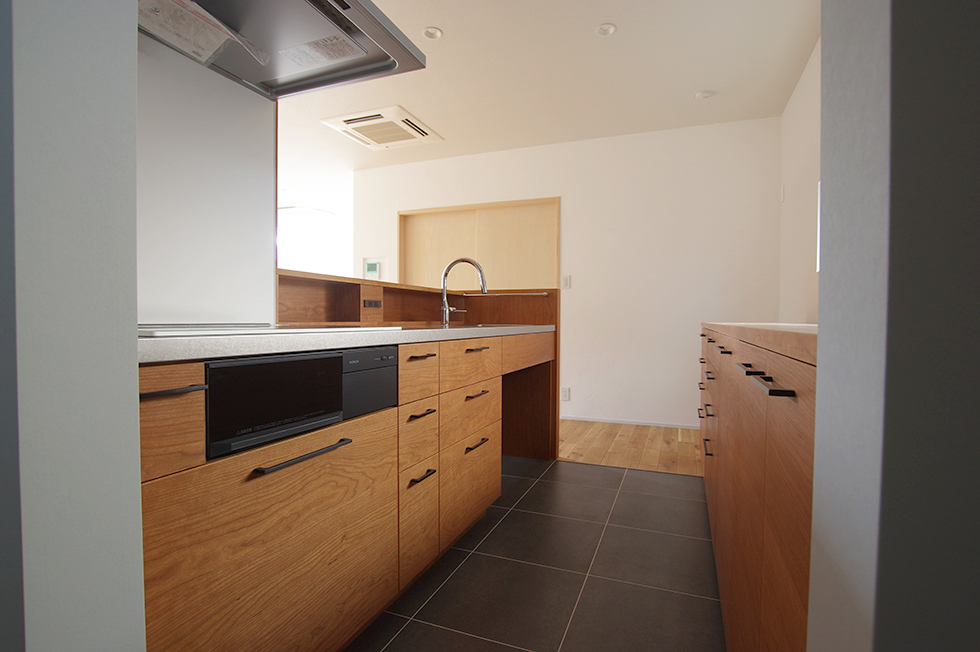 title: HOUSE 162 | Page No,175 | No.7 | sync-furniture | 株式会社 SYNC | 福岡県 家具工房 | オーダーメイドキッチン