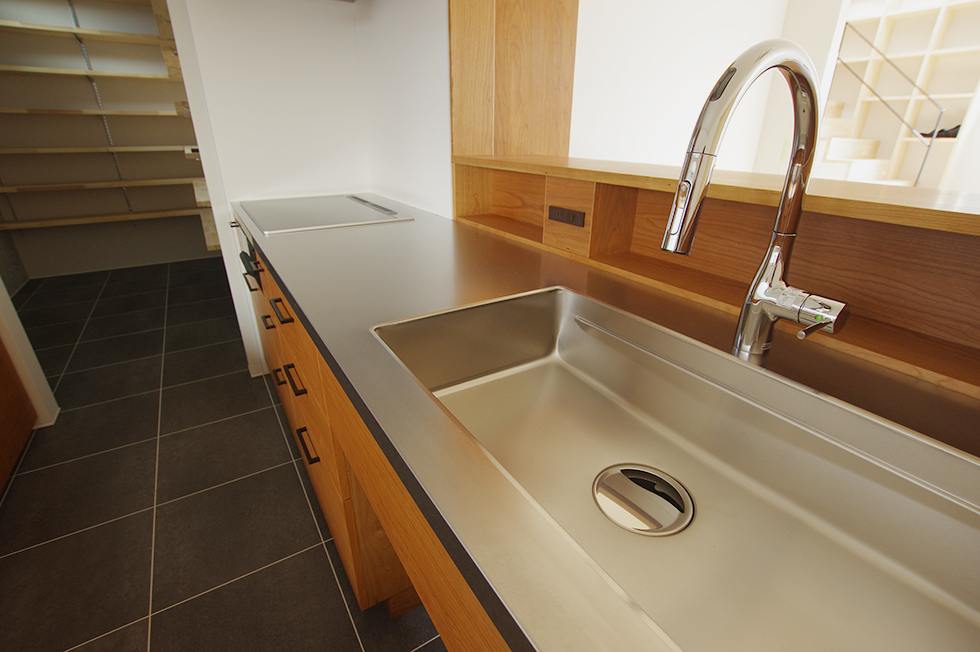 title: HOUSE 162 | Page No,175 | No.8 | sync-furniture | 株式会社 SYNC | 福岡県 家具工房 | オーダーメイドキッチン