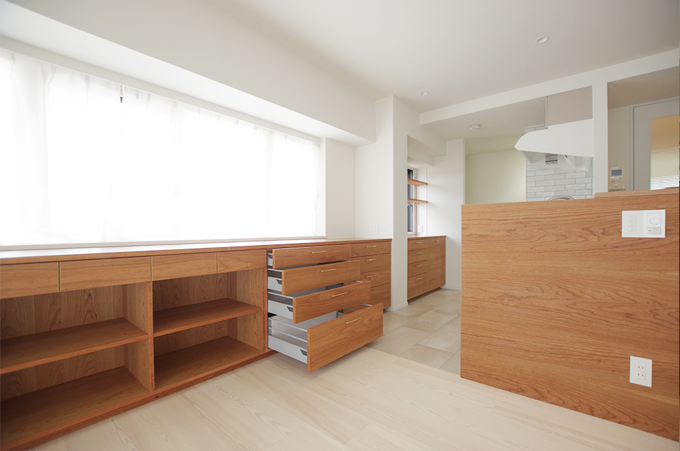 title: HOUSE 165 | Page No,178 | No.5 | sync-furniture | 株式会社 SYNC | 福岡県 家具工房 | オーダーメイドキッチン