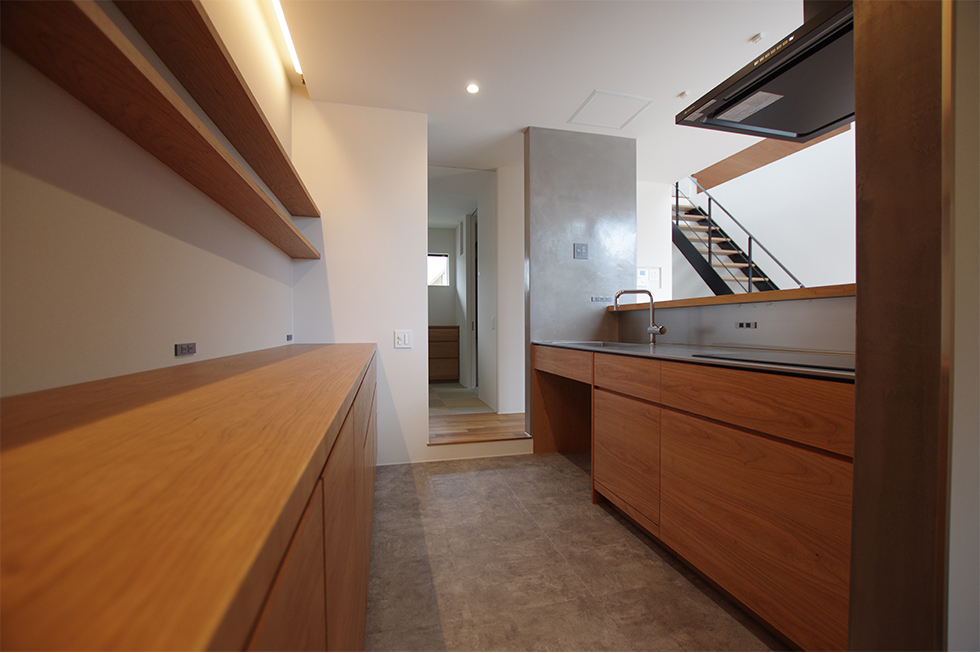 title: HOUSE 169 | Page No,182 | No.4 | sync-furniture | 株式会社 SYNC | 福岡県 家具工房 | オーダーメイドキッチン