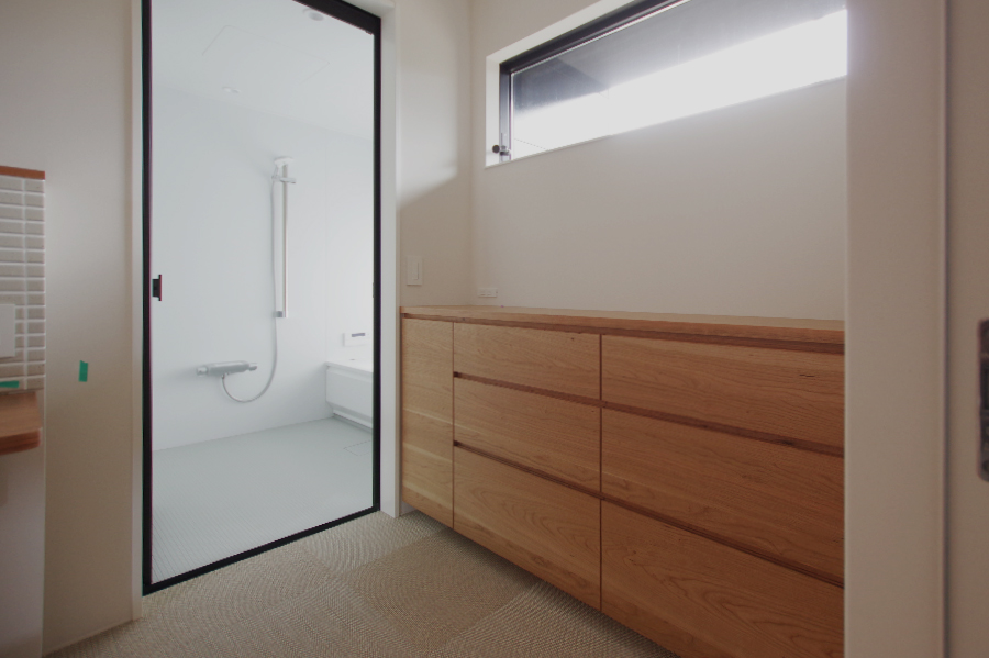 title: HOUSE 169 | Page No,182 | No.15 | sync-furniture | 株式会社 SYNC | 福岡県 家具工房 | オーダーメイドキッチン