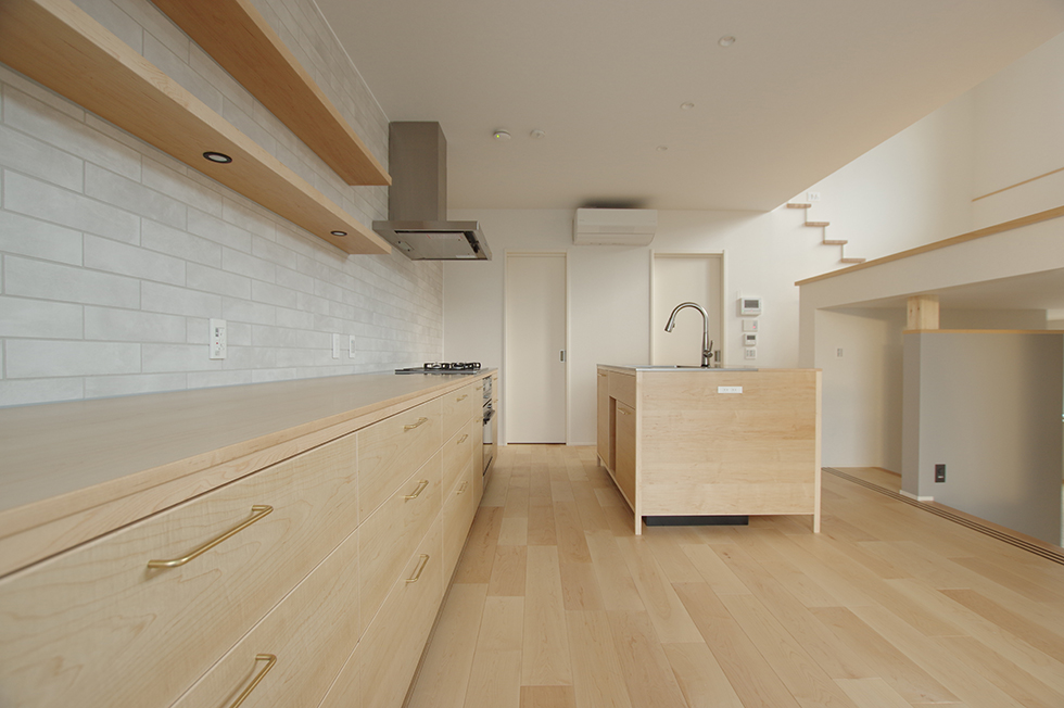 title: HOUSE 167 | Page No,180 | No.3 | sync-furniture | 株式会社 SYNC | 福岡県 家具工房 | オーダーメイドキッチン