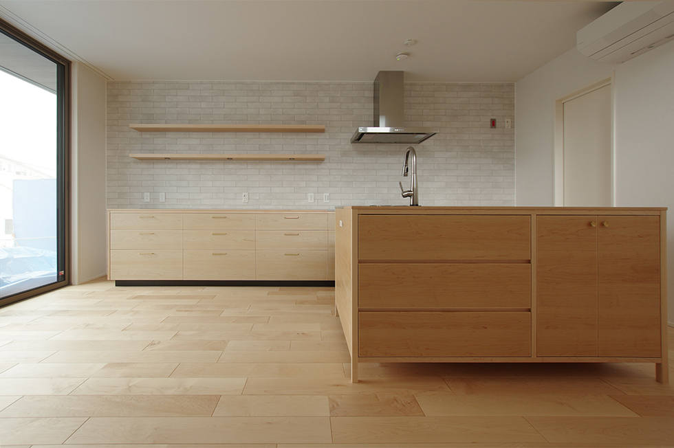 title: HOUSE 167 | Page No,180 | No.1 | sync-furniture | 株式会社 SYNC | 福岡県 家具工房 | オーダーメイドキッチン