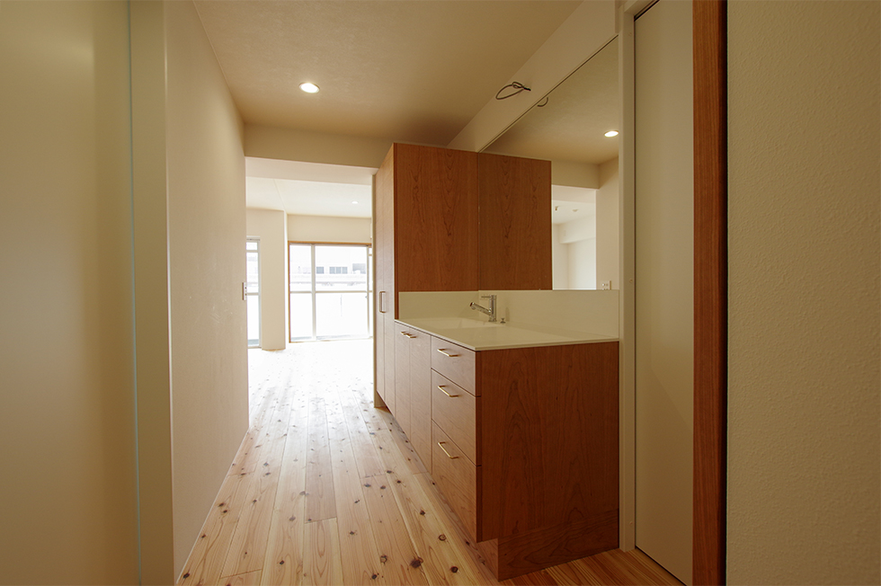 title: HOUSE 173 | Page No,186 | No.10 | sync-furniture | 株式会社 SYNC | 福岡県 家具工房 | オーダーメイドキッチン