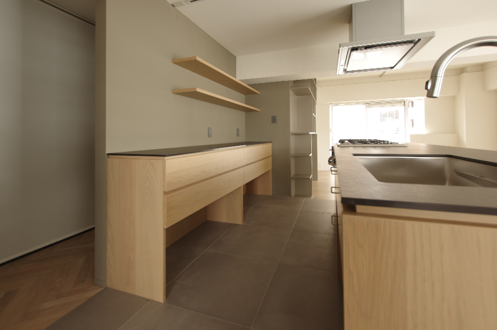 title: HOUSE 171 | Page No,184 | No.4 | sync-furniture | 株式会社 SYNC | 福岡県 家具工房 | オーダーメイドキッチン