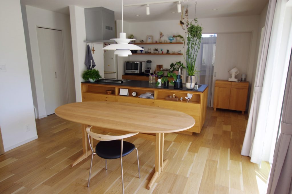 title: HOUSE 172 | Page No,185 | No.10 | sync-furniture | 株式会社 SYNC | 福岡県 家具工房 | オーダーメイドキッチン