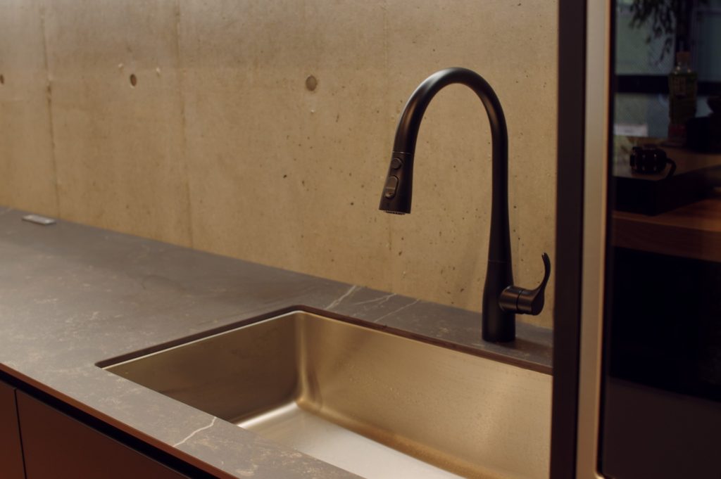 title: HOUSE 180 | Page No,193 | No.4 | sync-furniture | 株式会社 SYNC | 福岡県 家具工房 | オーダーメイドキッチン